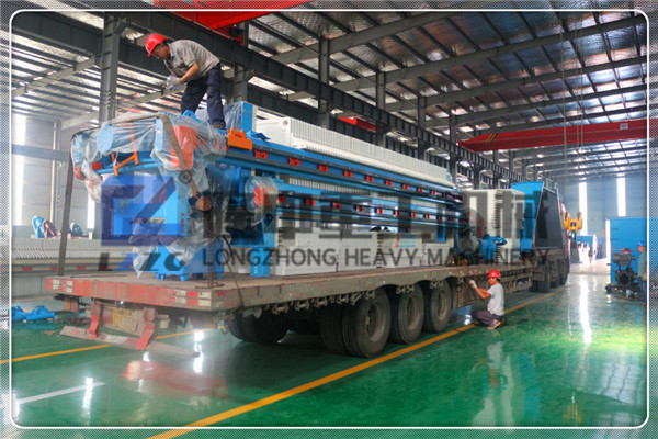 除了礦山行業(yè)，還有哪些行業(yè)需要污泥壓濾機(jī)設(shè)備？